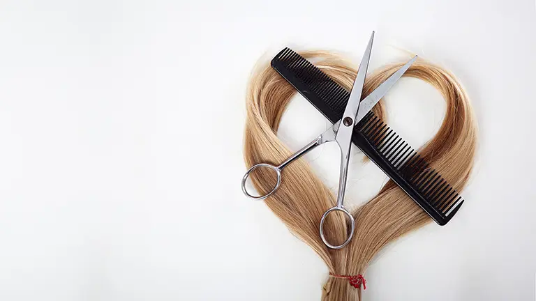 Dame mit langem Haar